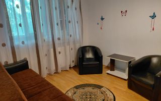 Apartament 2 camere, 45 mp, Micro 40 – Etaj 3/4, centrală termică, balcon - Poză 3