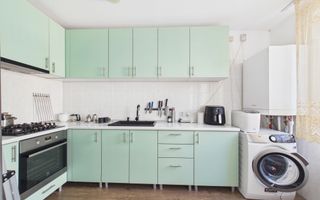 Casa cu 8 camere de vanzare | rezidential si comercial | Nerva Traian - Poză 2