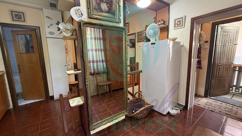 Casuta "bunicii" la 2 pasi de Calea Calarasilor - Poză 8
