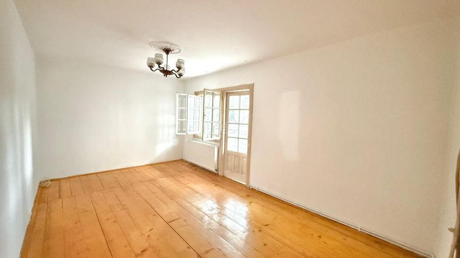 Decomandat. Centrala proprie. 2 Balcoane - Poză 2