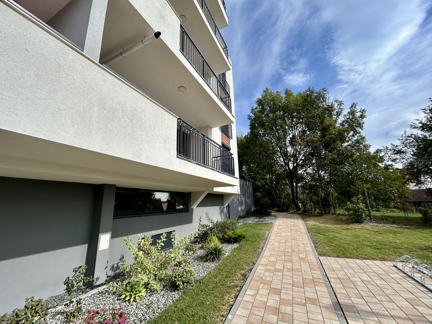 Apartament 3 camere cu Gradina si Terasa. Sibiu - Poză 2