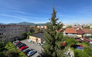 Apartament decomandat cu 3 camere in Florilor, strada Crinului - Poză 4
