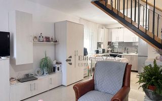 Casă cochetă intr-o zonă centrală foarte apreciata din Oradea - Poză 1