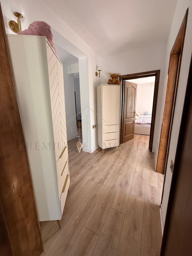 Casa de Vânzare la 4 km de Onești - Poză 8