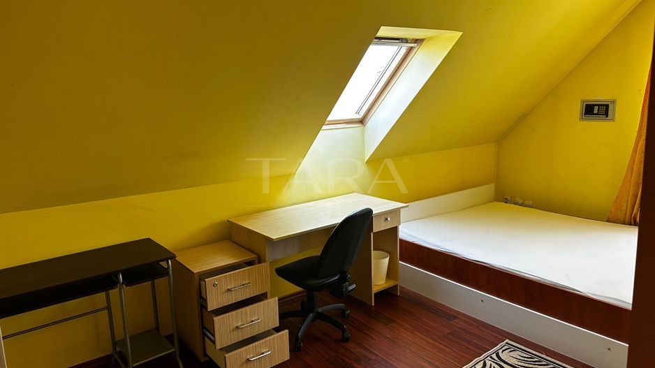 Apartament spatios in vila, Andrei Muresanu - Poză 2