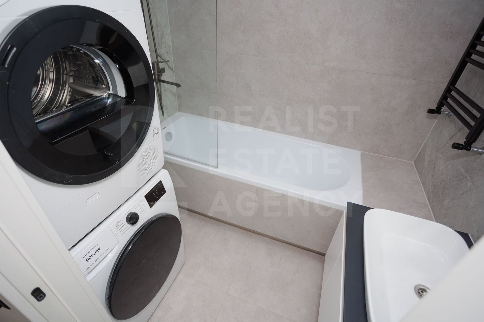 Vânzare, apartament spațios suprafața 75 mp, str. laloveni, Telecentru - Poză 14