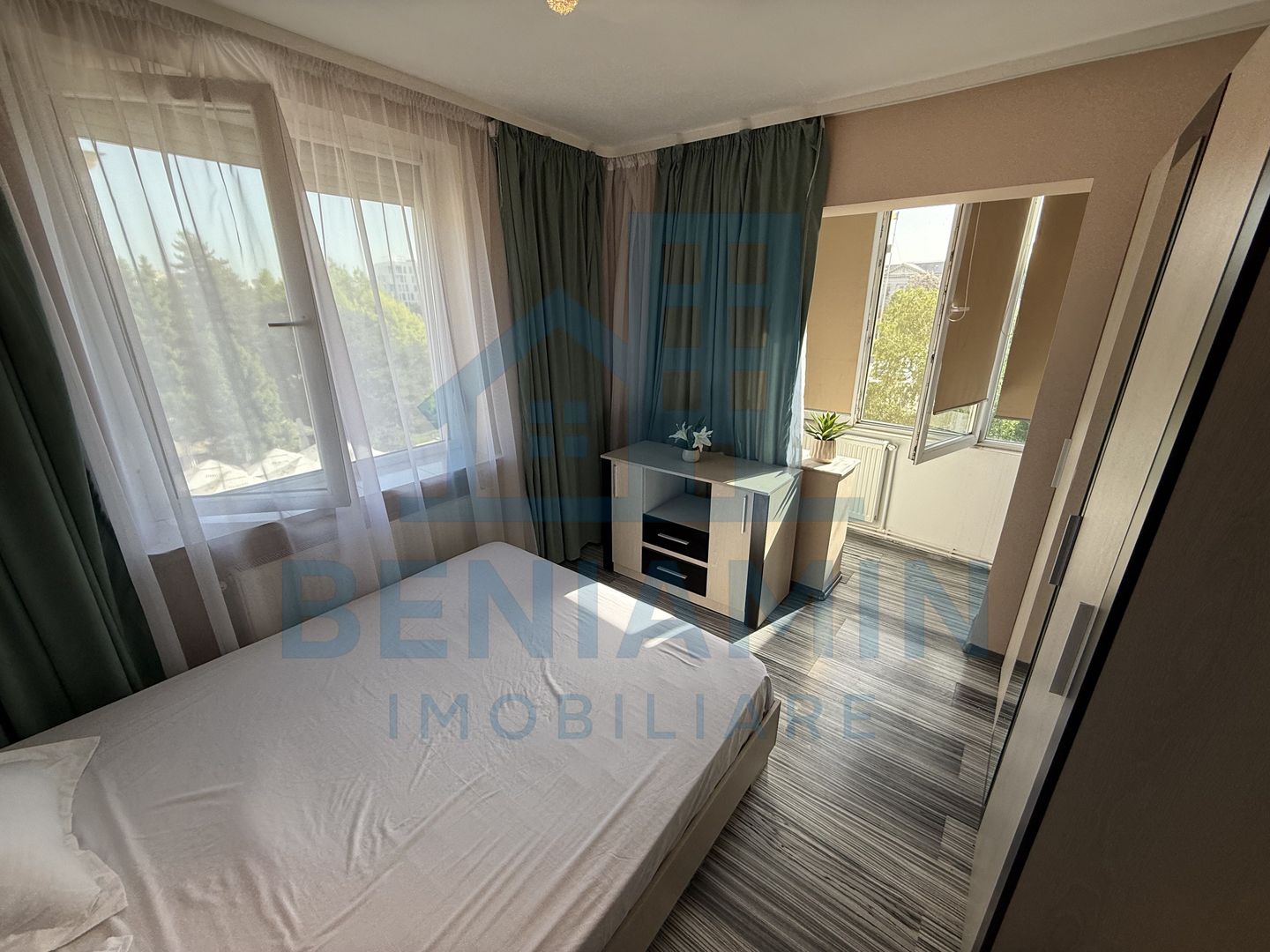 2 Camere - Etaj 3 - Centrala Proprie - AC - Mobilat - Utilat - Centru - Poză 3