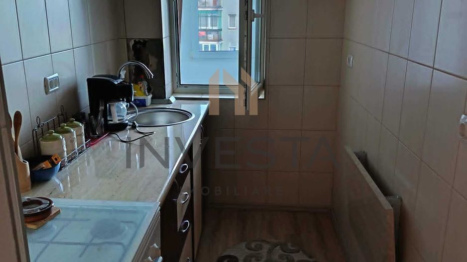 Apartament cu 2 camere decomandate, etaj intermediar, zona Manastur! - Poză 3