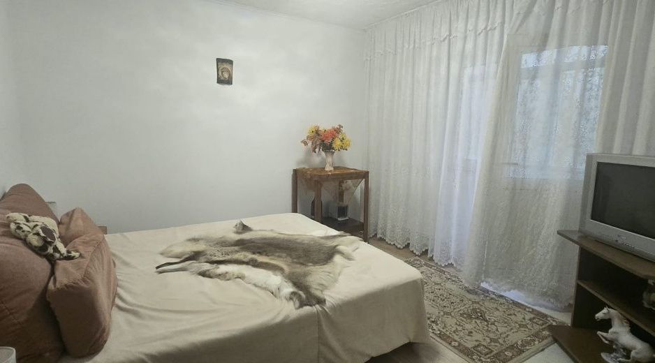 Apartament 3 camere 2 bai si 2 balcoane, Rovinari - Poză 4