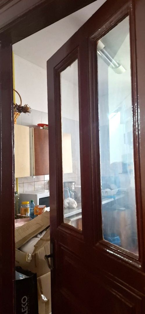 Sanctuar de Epocă: Reședință Grandioasă cu 10 Camere, Turn și Grădină - Poză 18