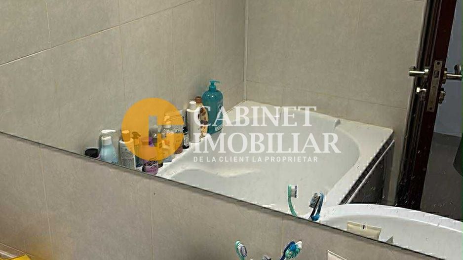 Apartament 2 camere, decomandat, zona Tatarasi 2Baieti - Poză 3