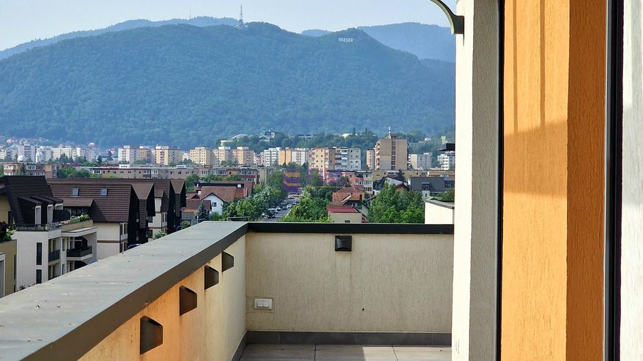 Comision 0 Penthouse 3 Camere 104 mp.  Terasa 43 mp. Tractorul - Poză 1