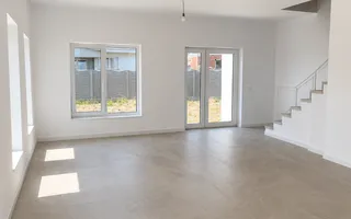 Jumătate de duplex premium, 120 mp utili, teren 256 mp, garaj și 3 dor - Poză 19