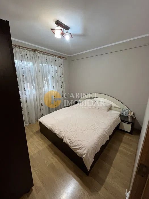 Mircea cel Batran - 2 Camere Decomandat - Etaj Intermediar - Poză 3