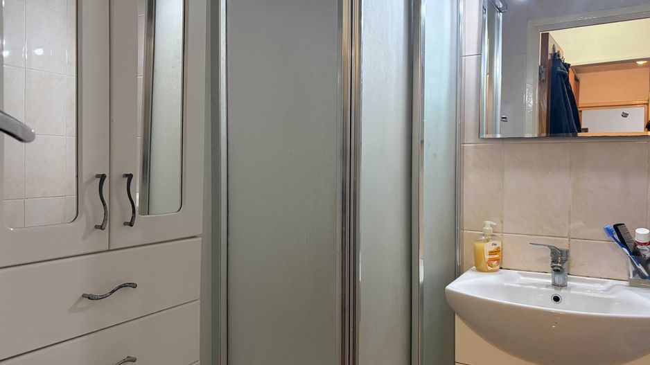 De vanzare apartament 2 camere Drumul Taberei - Poză 6