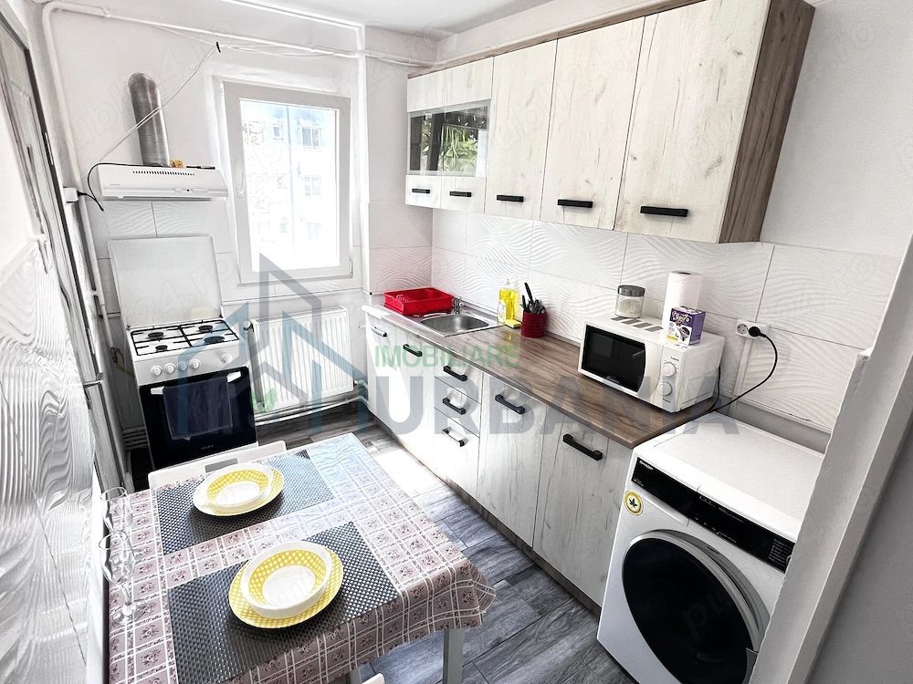 Apartament 2 camere, renovat 2026, central Podu Ros, cu loc de parcare inclus - Poză 3