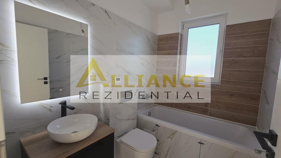 Vila individuala- 450mp teren- 4 camere- beci- Geamuri tripan - Poză 8
