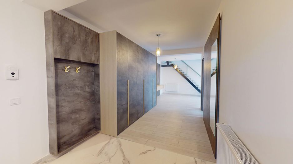 Apartament 4 camere Brasov,periferie! - Poză 18