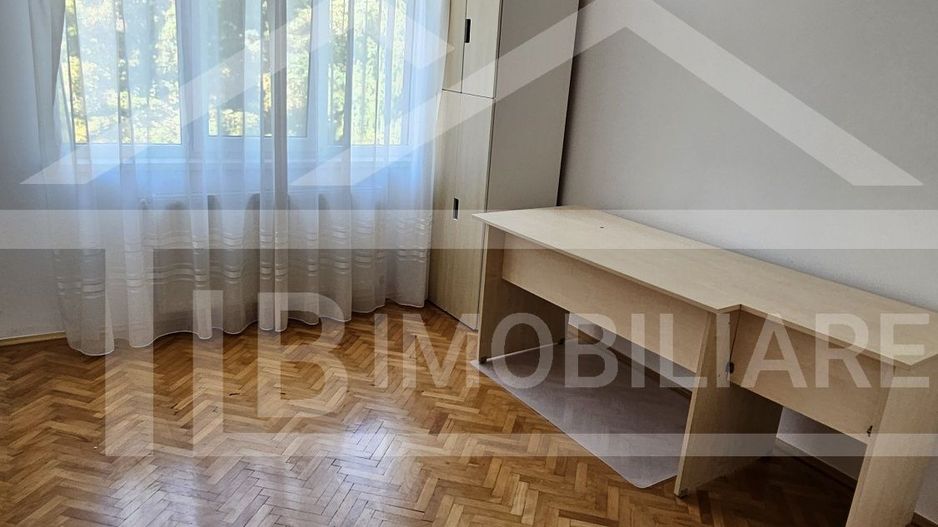 Apartament cu 3 camere, 61mp, garaj, Zona Tudor Vladimirescu - Poză 4