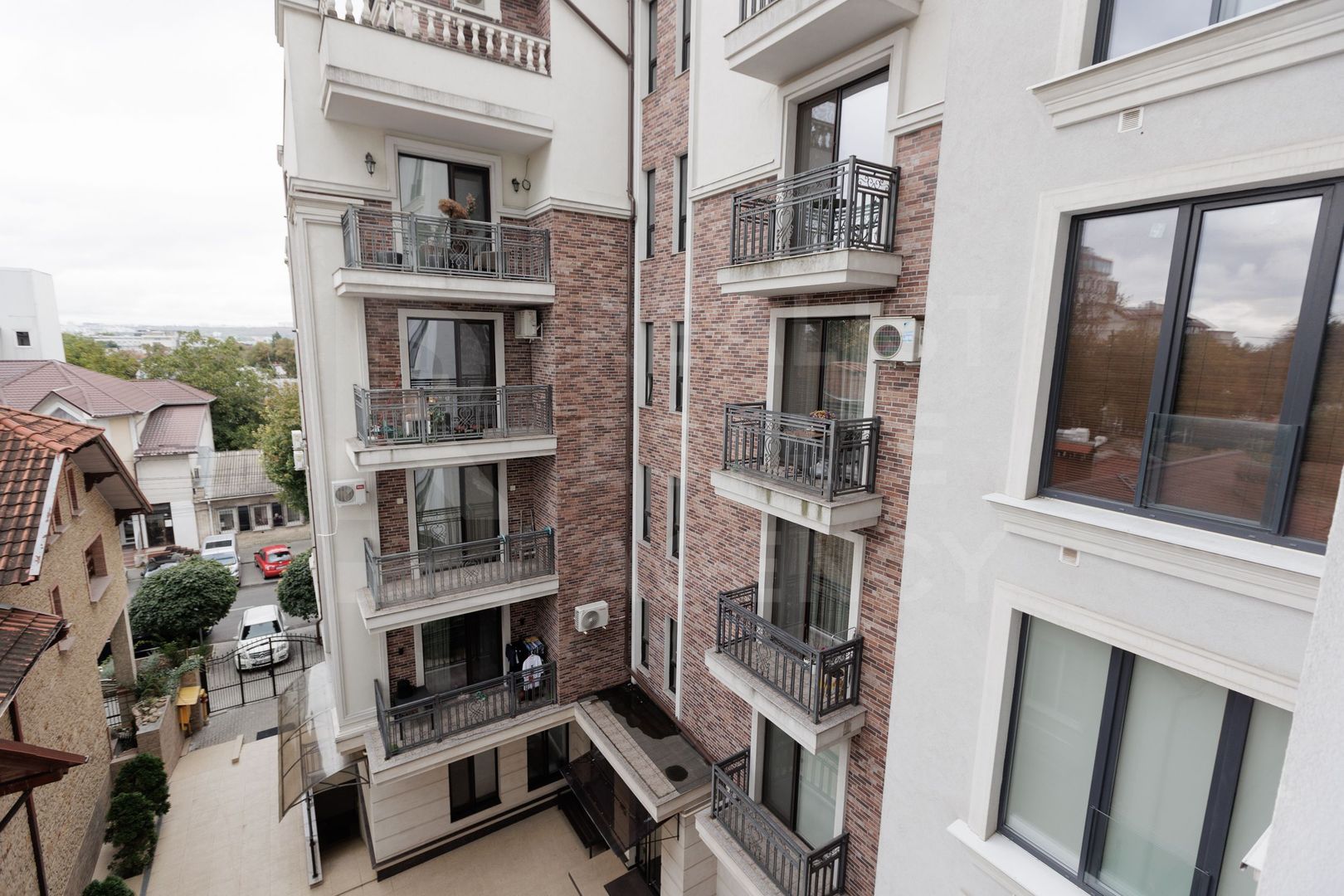 Chirie, apartament, 3 camere, str. Bulgară, sectorul Centru - Poză 25