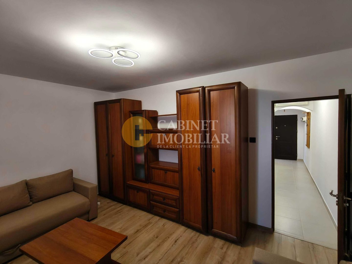 2 camere decomandat - OMV Bucium - Poză 1