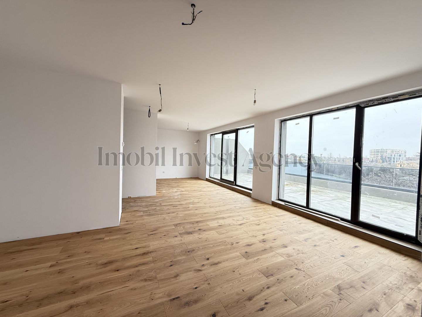 Apartament 4 camere de vanzare Pipera in bloc cu vedere la lac - Poză 24