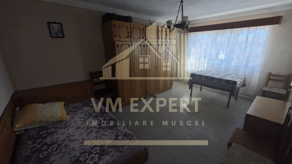 APARTAMENT 3 CAMERE ETAJ 2 CAMPULUNG CARTIER GRADISTE - Poză 1