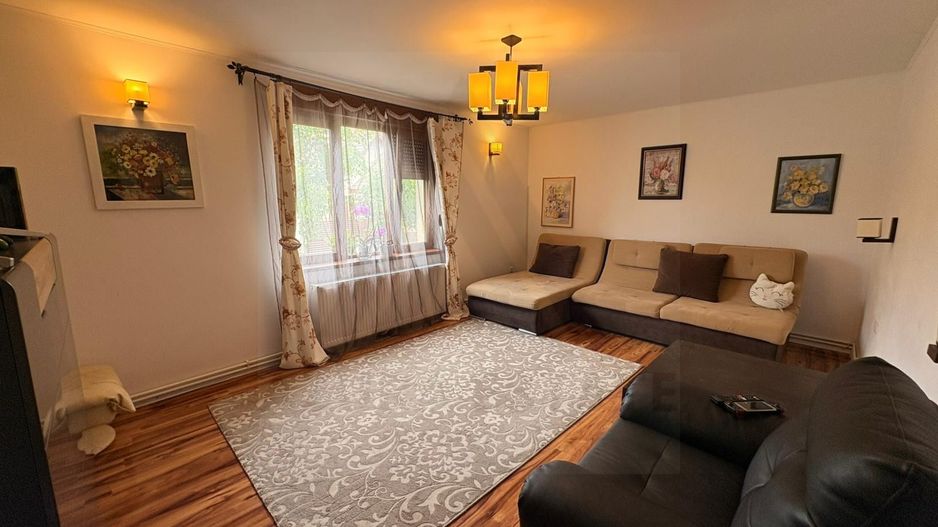 Casă versatila intretinuta 143 mp utili 5 camere 3 bai pivnita Lazaret - Poză 1
