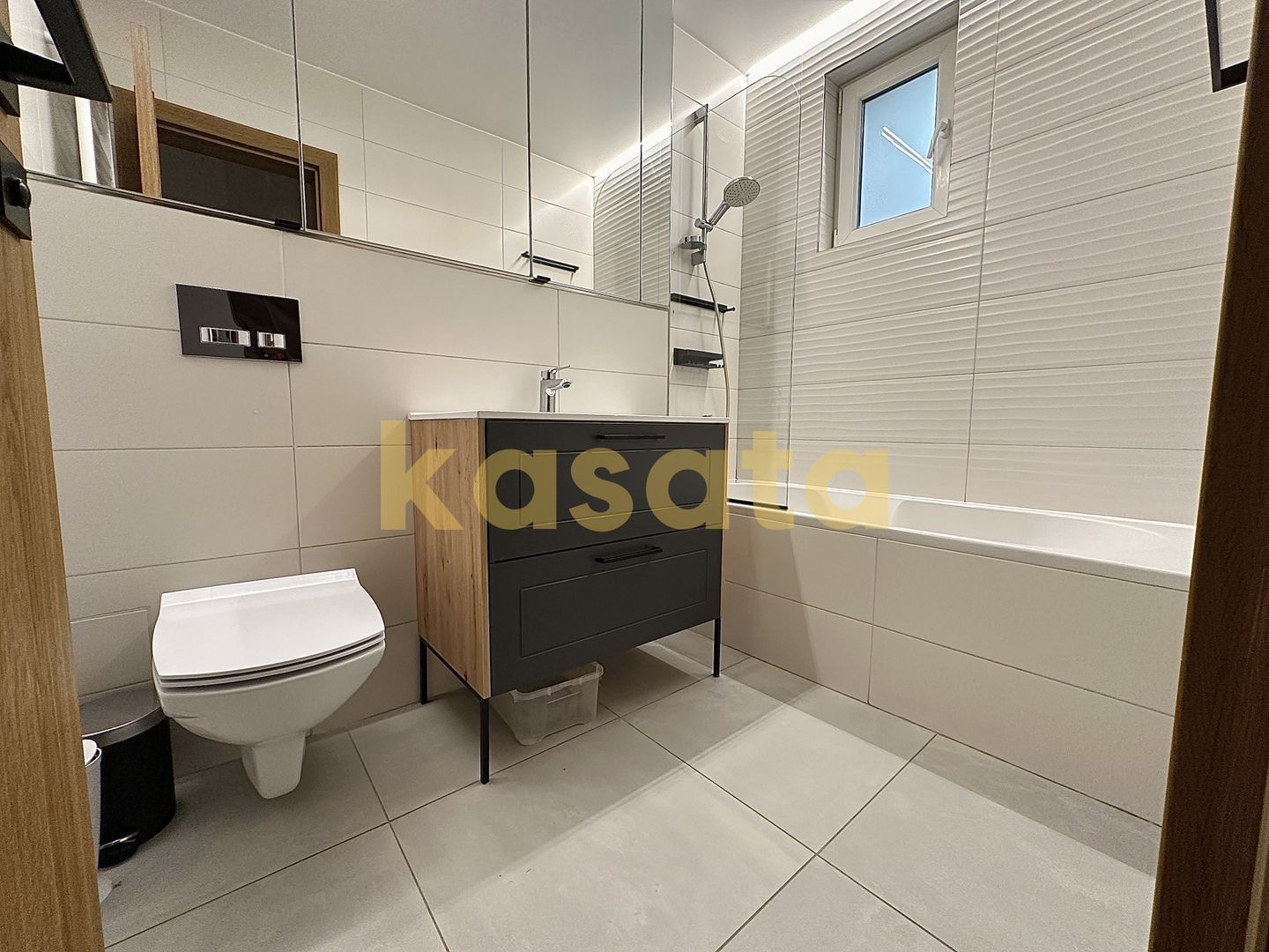 Apartament 4 Camere 🏡 | Etaj 1/6 🏢 | Fără Risc Seismic ✅| Boxă - Poză 25