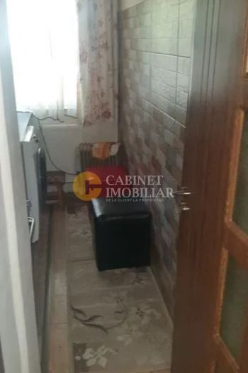 Apartament cu 2 camere situat la parter mobilat si utilat complet - Olimp - Poză 3