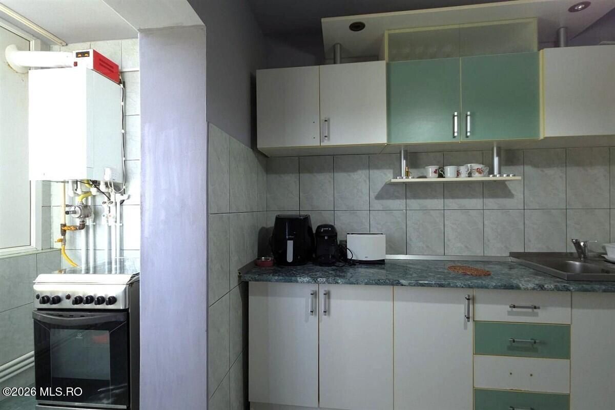 Far - Parc, 2 camere decomandate, 2 balcoane, 56 mp, centrala gaz! - Poză 12