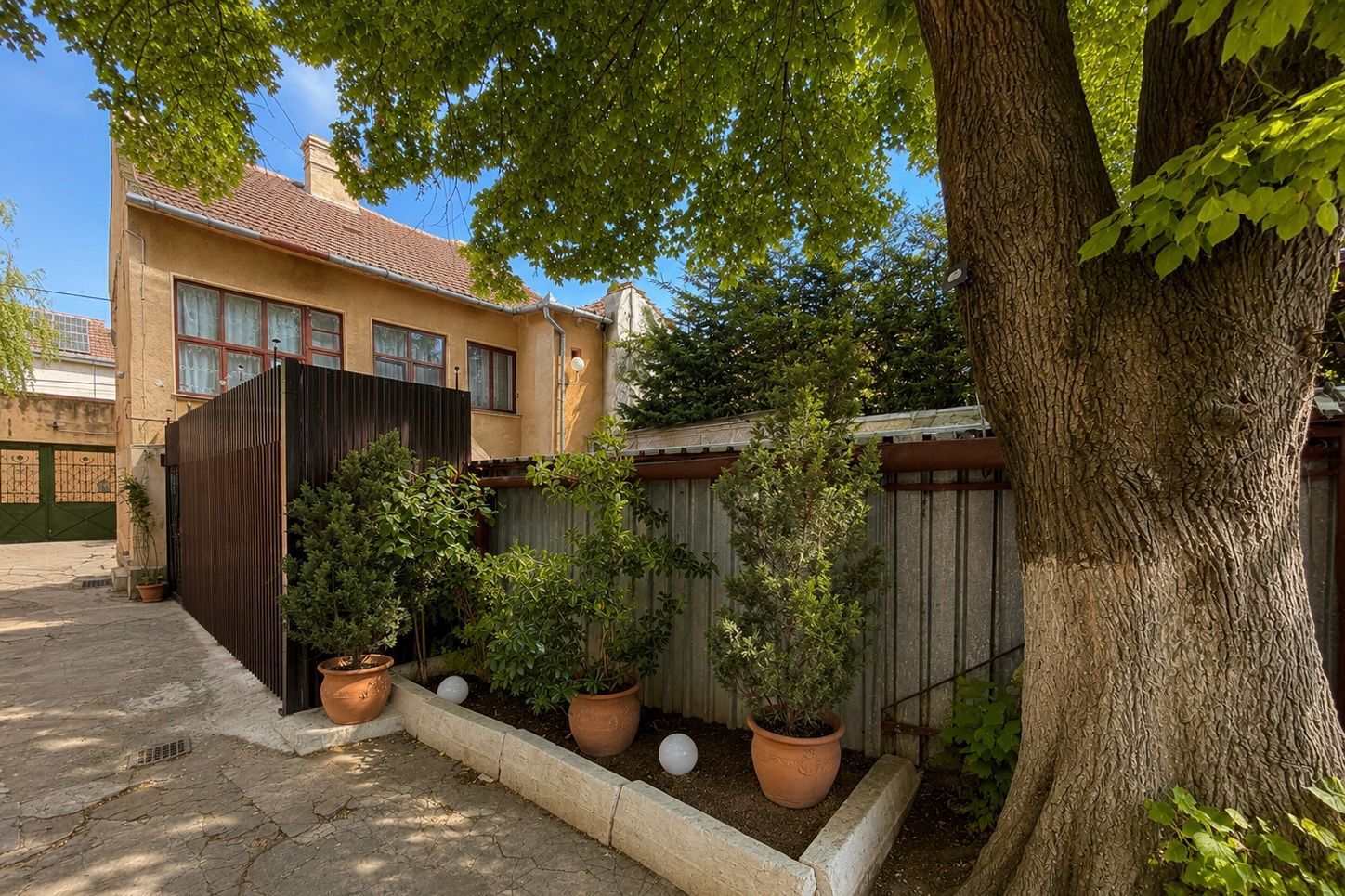 Casă D+P, zona Boul Roșu, pretabilă spații de cazare/birouri - Poză 18