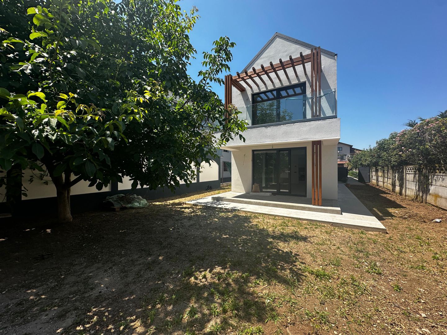 VILA SISESTI I BANEASA I CURTE 250 M2 I SMART HOME - Poză 3