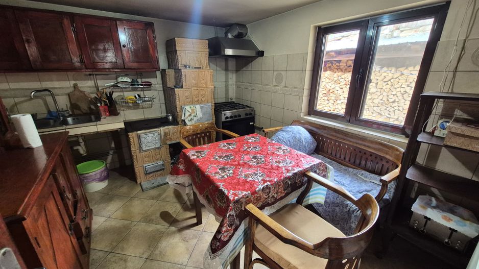 Vila 4 camere + teren 818 mp central Provita de Sus (lângă școală) - Poză 13