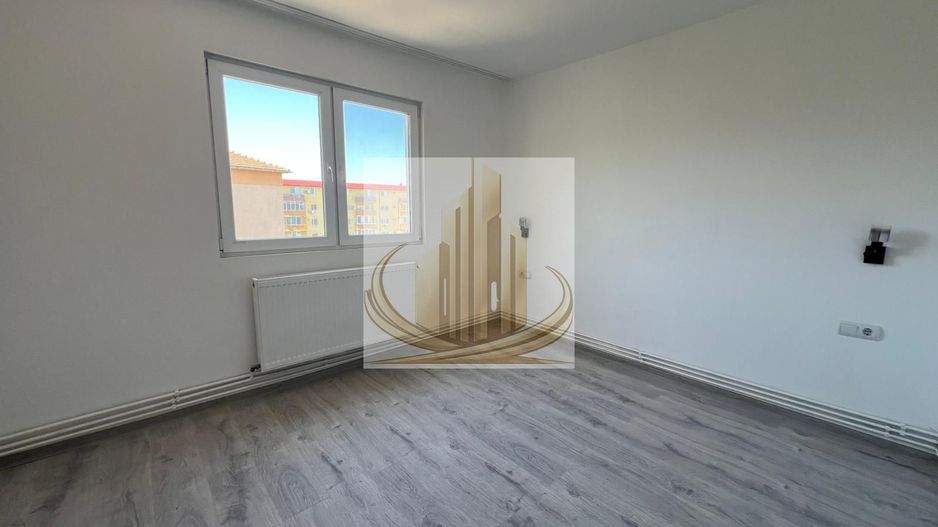Ap 2 cam| Renovat integral | Etaj Intermediar | Shopping City | Turist - Poză 2