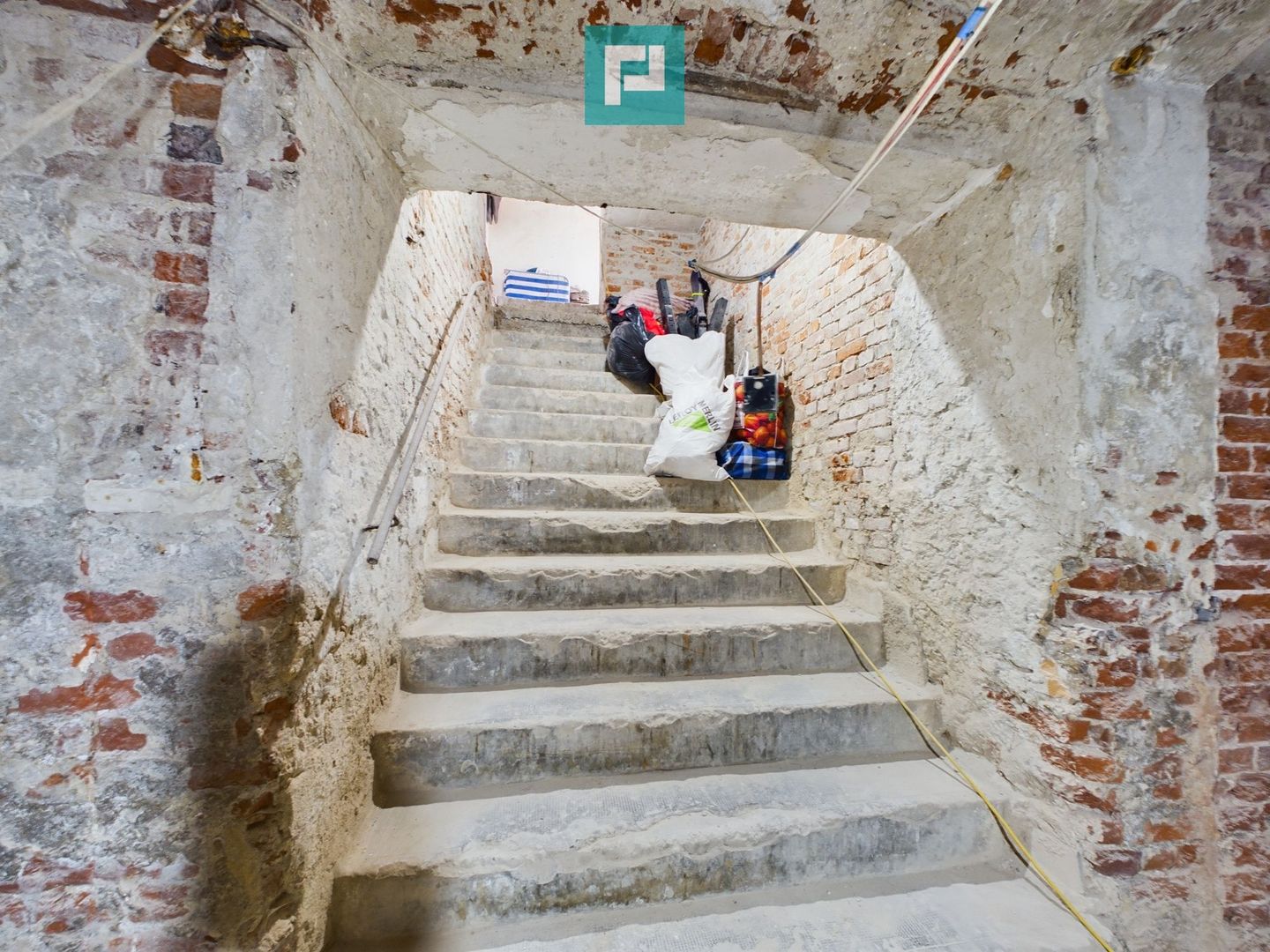 Spațiu ultracentral la demisol - Poză 7