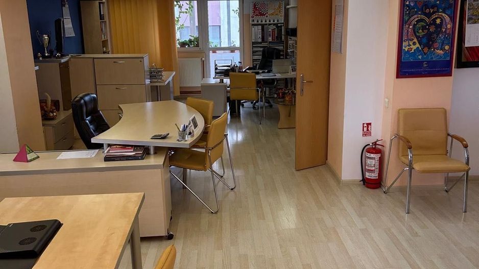 Apartament de vânzare str. Nerva Traian lângă școala 81 - Poză 1