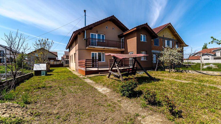 Pret redus Vilă spațioasă la intrare în Zimandcuz - Poză 10