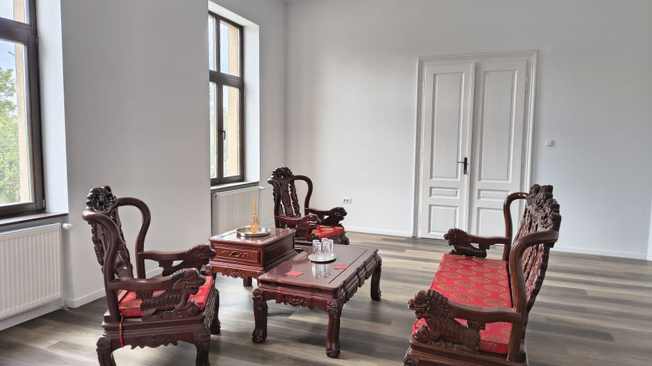 Spatiu birouri, ultracentral, Piata 1 Decembrie. 8 E + TVA/mp/luna. - Poză 4