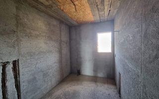 Casa la rosu,2100 mp teren,zona Micesti - Poză 6