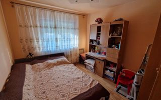 Apartament 3 camere de vânzare – Vasile Aaron - Poză 2