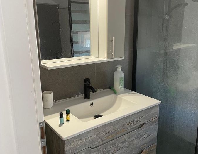 Apartament 2 camere decomandat  Metrou Mihai Bravu. - Poză 12