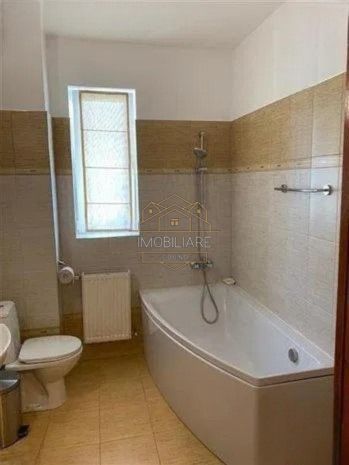 Anunț de închiriere - Apartament spațios și luminos cu 2 camere - Poză 9