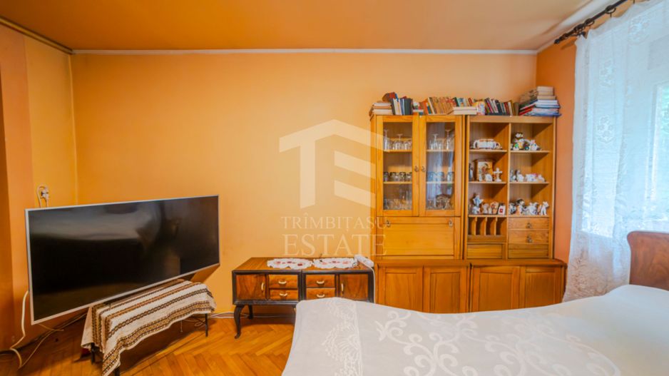 Apartament 3 Camere La Casa | Curte | Pod + Beci Mare | COMISION 0% - Poză 5