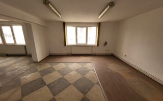 P 4080-1 Spatiu comercial cu 5 incaperi în Târgu Mureș, zona Depozitelor - Poză 4