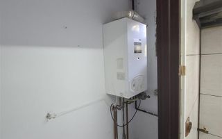 3 camere zona G. Lazar centrala. parter - Poză 6