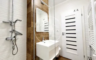 Apartament cu 3 camere de închiriat in zona Centrala , Oradea - Poză 15