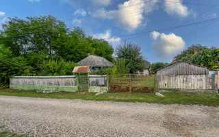 Casă interbelică + 3.060 mp intravilan, Trifești, 7,9 km de Roman - Poză 16