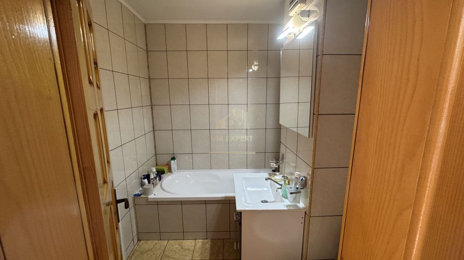 APARTAMENT 3 CAMERE CAMPULUNG, ETAJ 3, ULTRACENTRAL - Poză 33