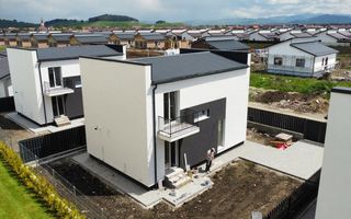 Casa/Vilă P+1 cu 4 camere de vânzare - Sânpetru - Poză 2